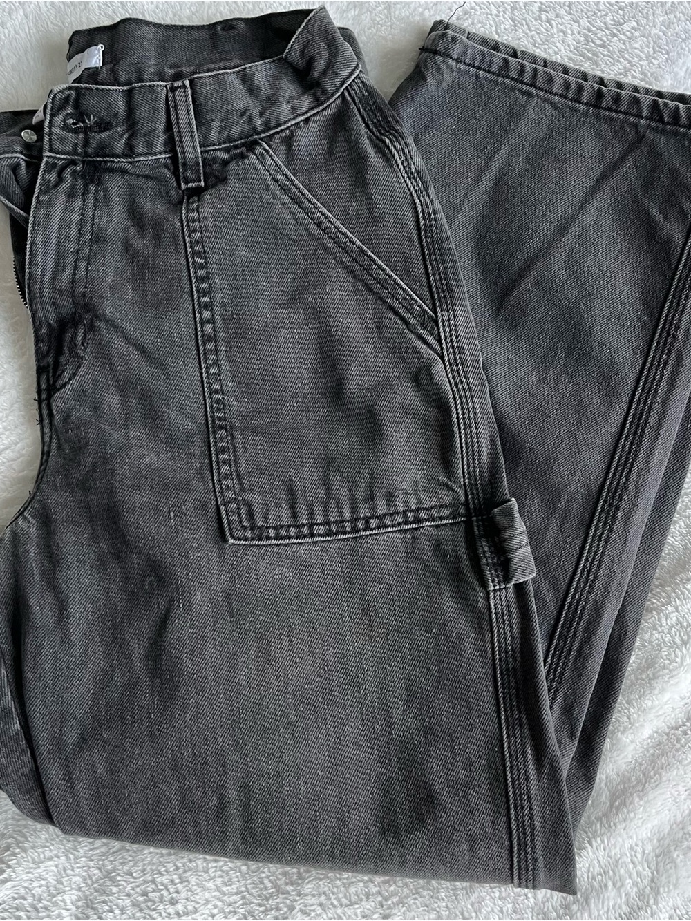 Forever 21 Women's Black Straight-Leg Utility Jeans